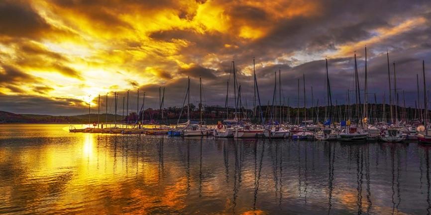 Bostalsee mit Hafen